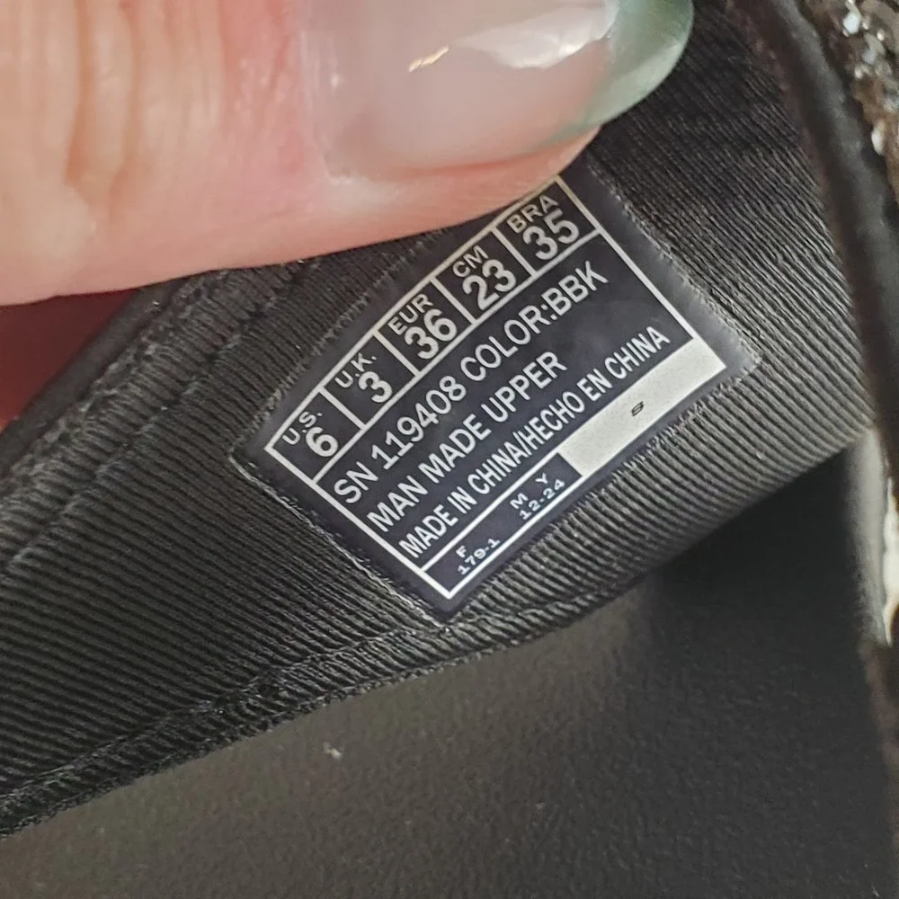 Skechers worn 1x